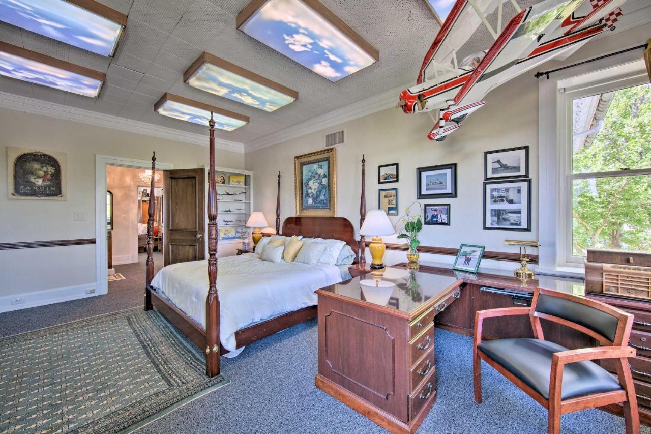 Holiday home Luxurious About 8 Mi To Hersheypark Annville